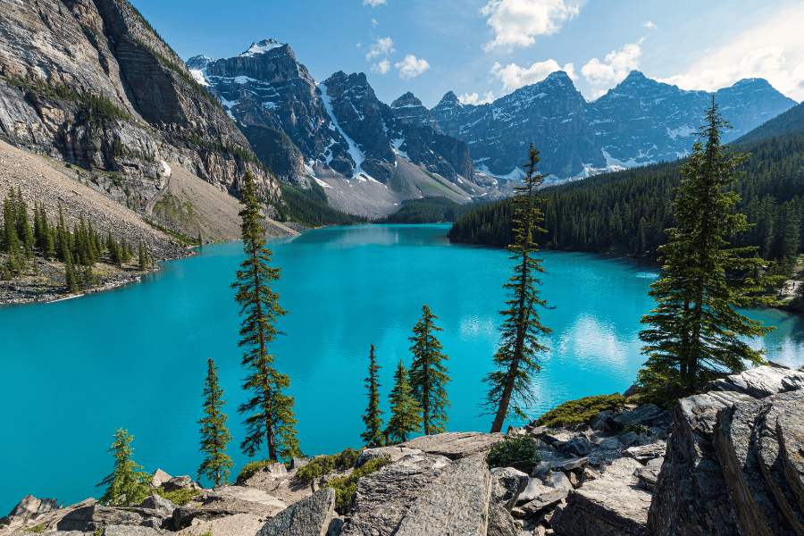 Lakes In Banff National Park - Moraine Lake