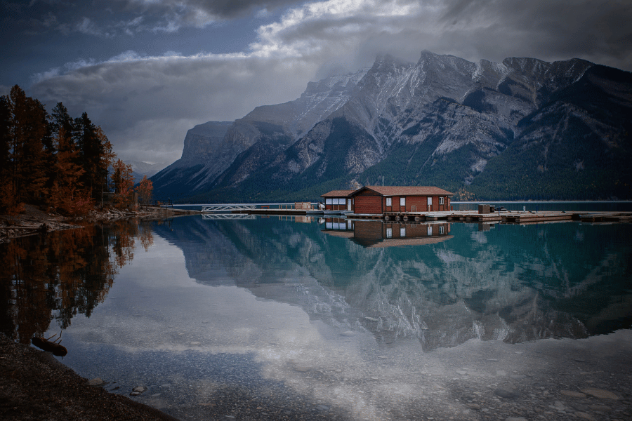 Lake Minnewanka